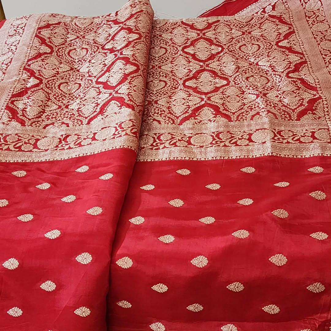 Elegant Red Banarasi Silk Saree with Golden Zari Weaving